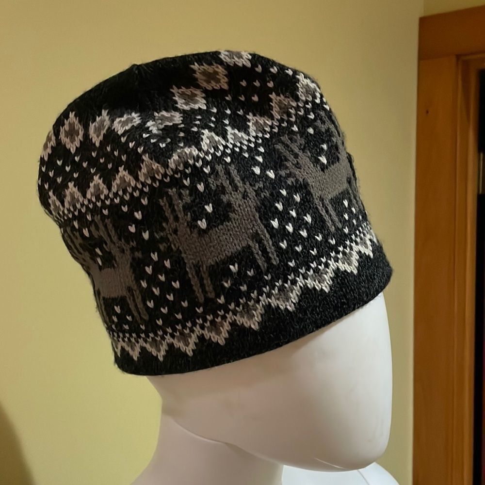 Winter Beanie Hat Acrylic Unisex Black and White